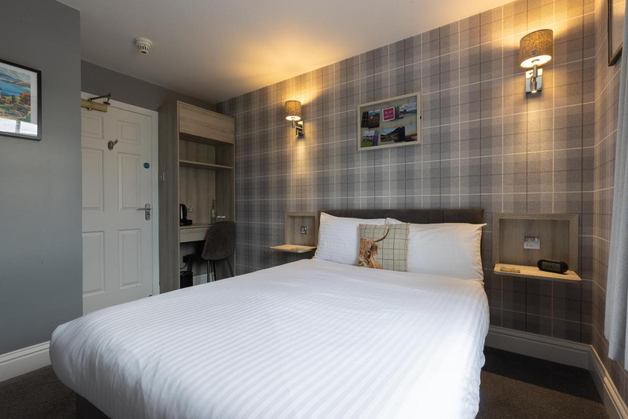 Aye Stay Inverness Bagian luar foto